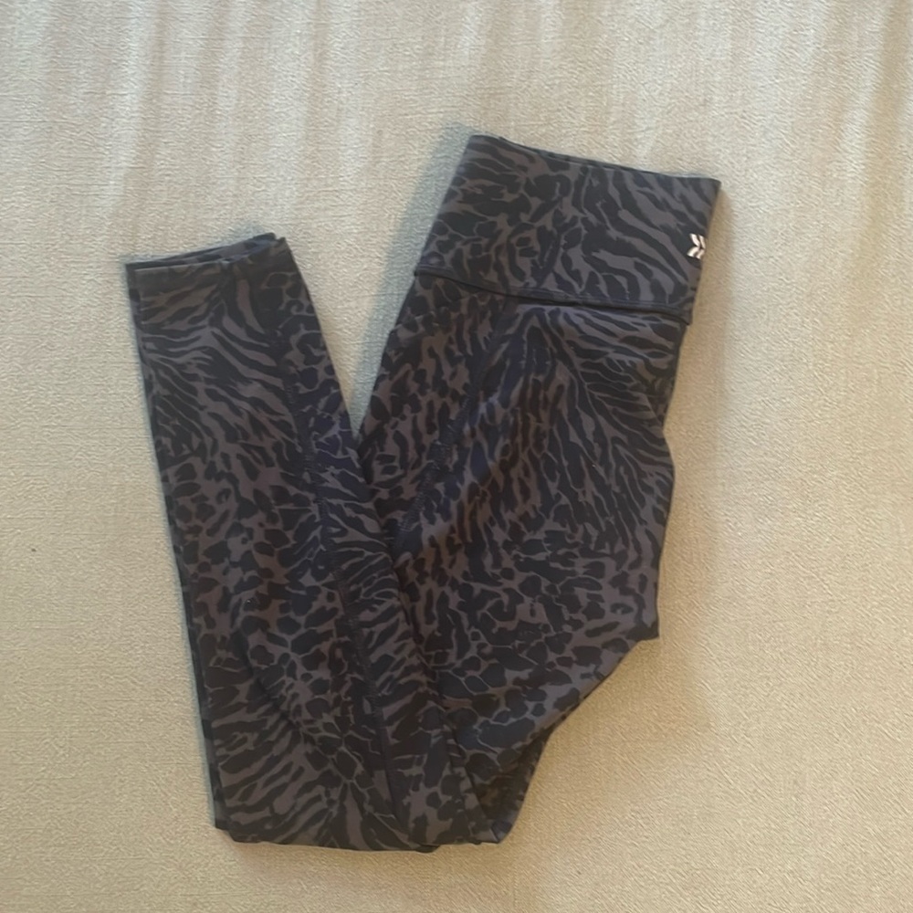 EUC All In Motion Athletic Leggings